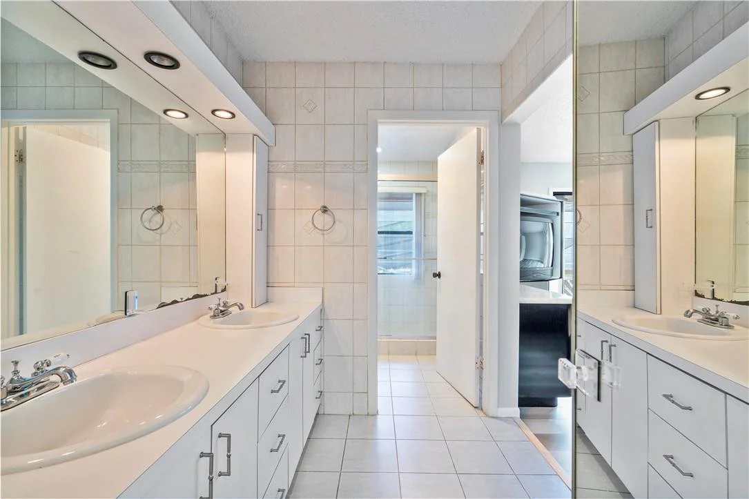 Photo of 619 Hollows Circle