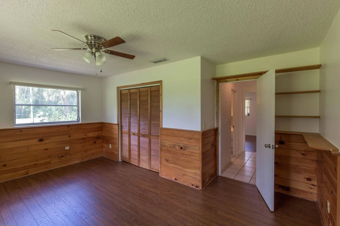 Photo of 1102 Hyde Park Road