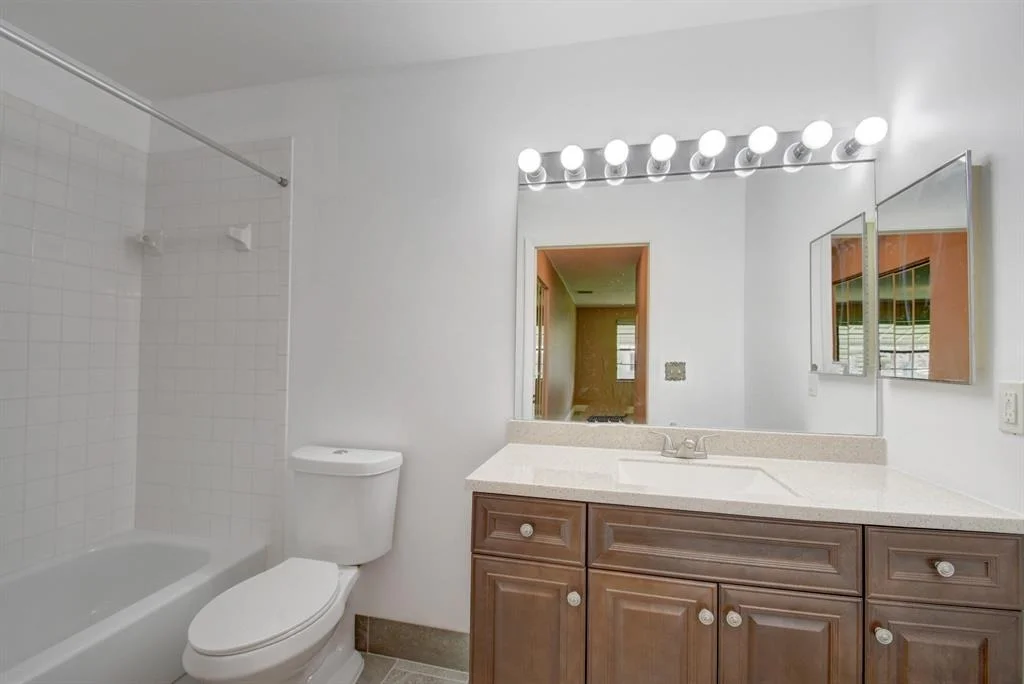 Photo of Unit B at 14049 Nesting Way