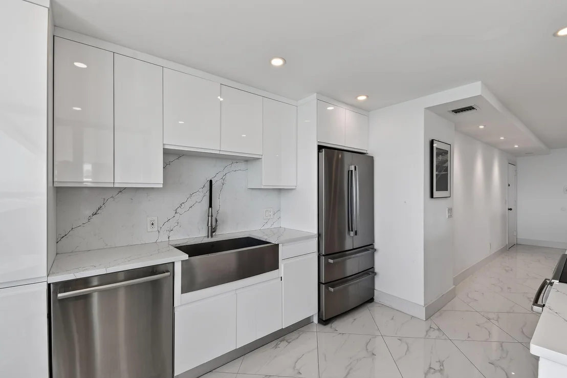 Photo of Unit 607 at 3610 S Ocean Boulevard