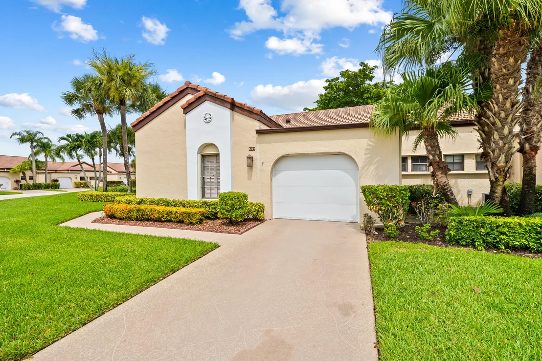 Photo of 8209 WATERLINE Drive