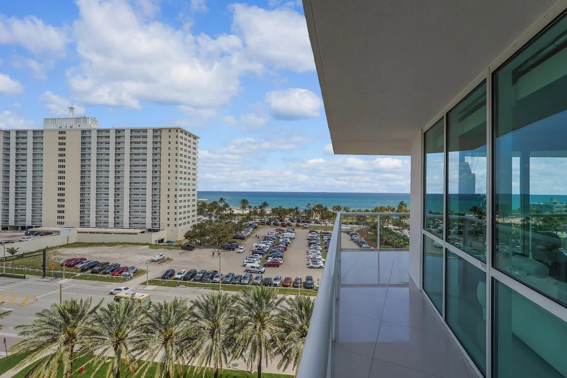 Photo of Unit 607 at 1 N Ocean Boulevard