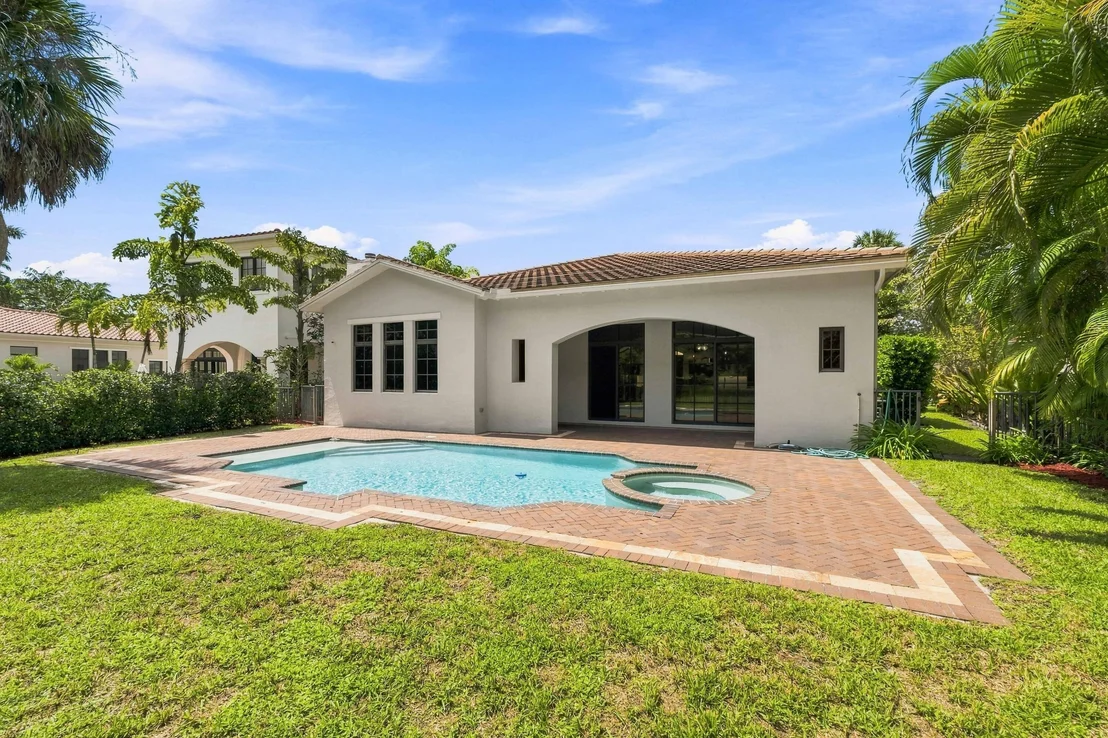 Photo of 8166 Emerald Avenue