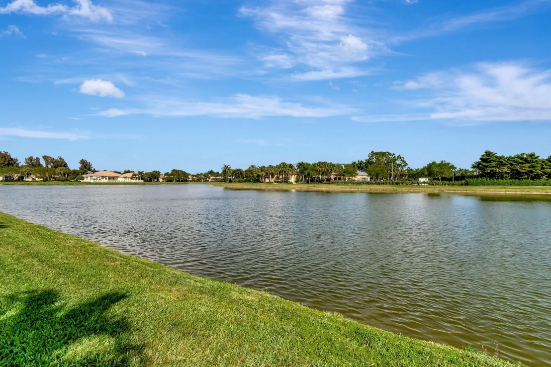 Photo of 10702 Whitewind Circle