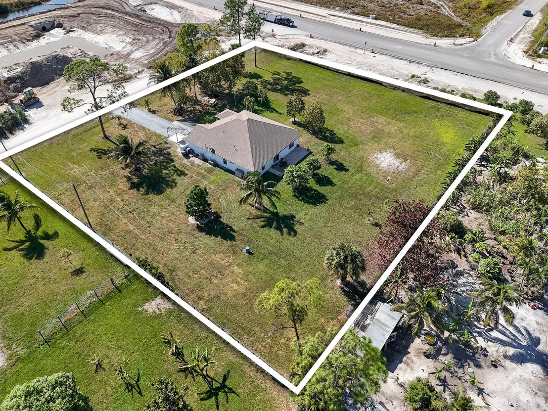 Photo of 15935 78th Place N
