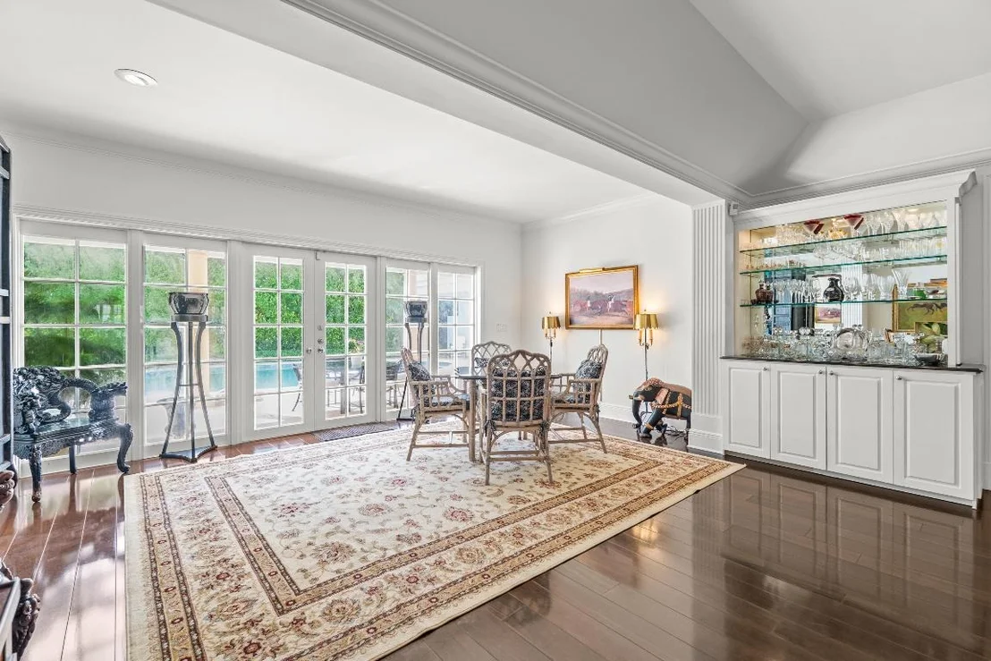 Photo of 232 W Indies Drive