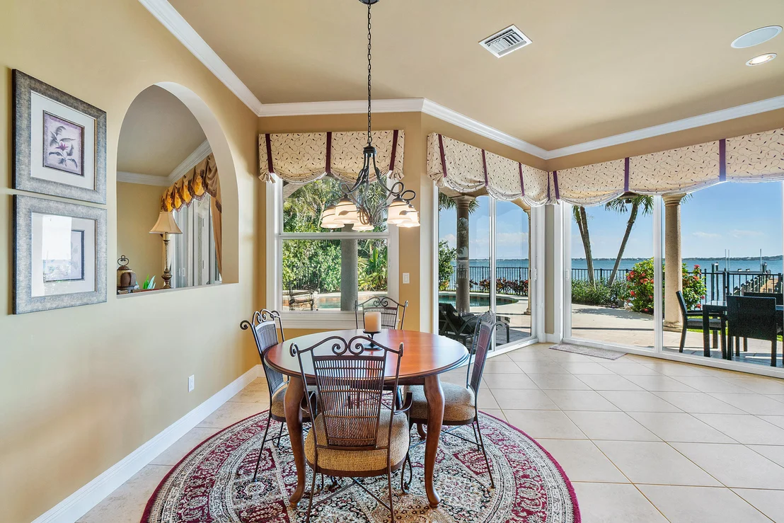 Photo of 4380 NE Joes Point Road