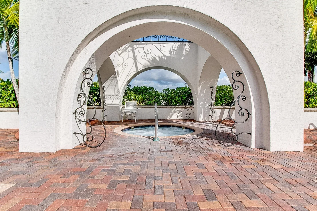Photo of 2709 Shaughnessy Drive