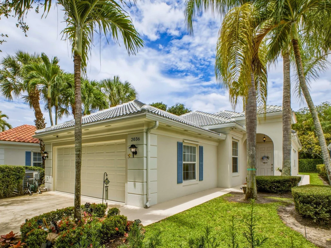 Photo of 2036 Valencia Drive