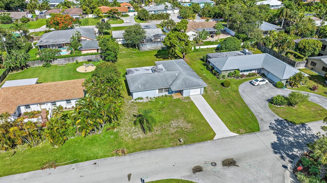 Photo of 19359 Gulfstream Drive