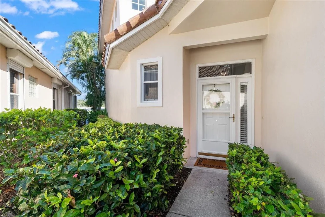 Photo of 1725 Victoria Circle