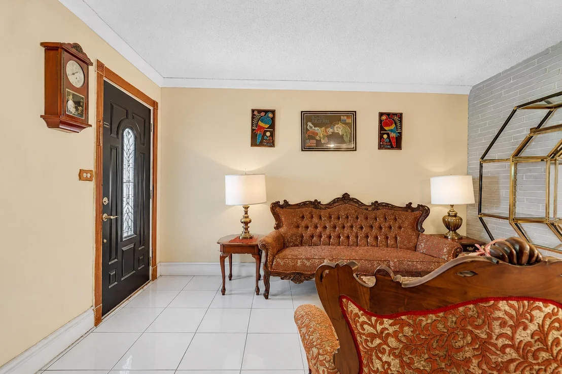 Photo of 2131 Acapulco Drive