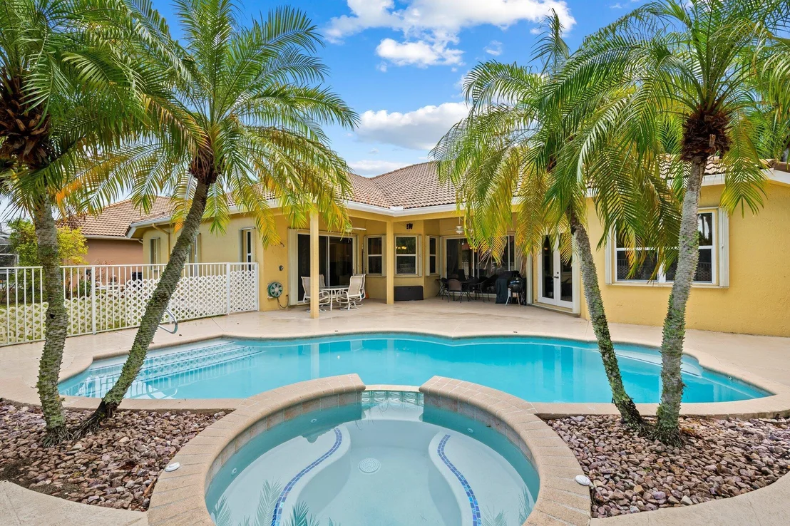 Photo of 21255 Falls Ridge Way
