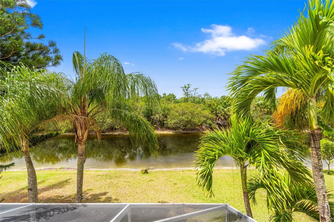 Photo of 18082 Clear Brook Circle