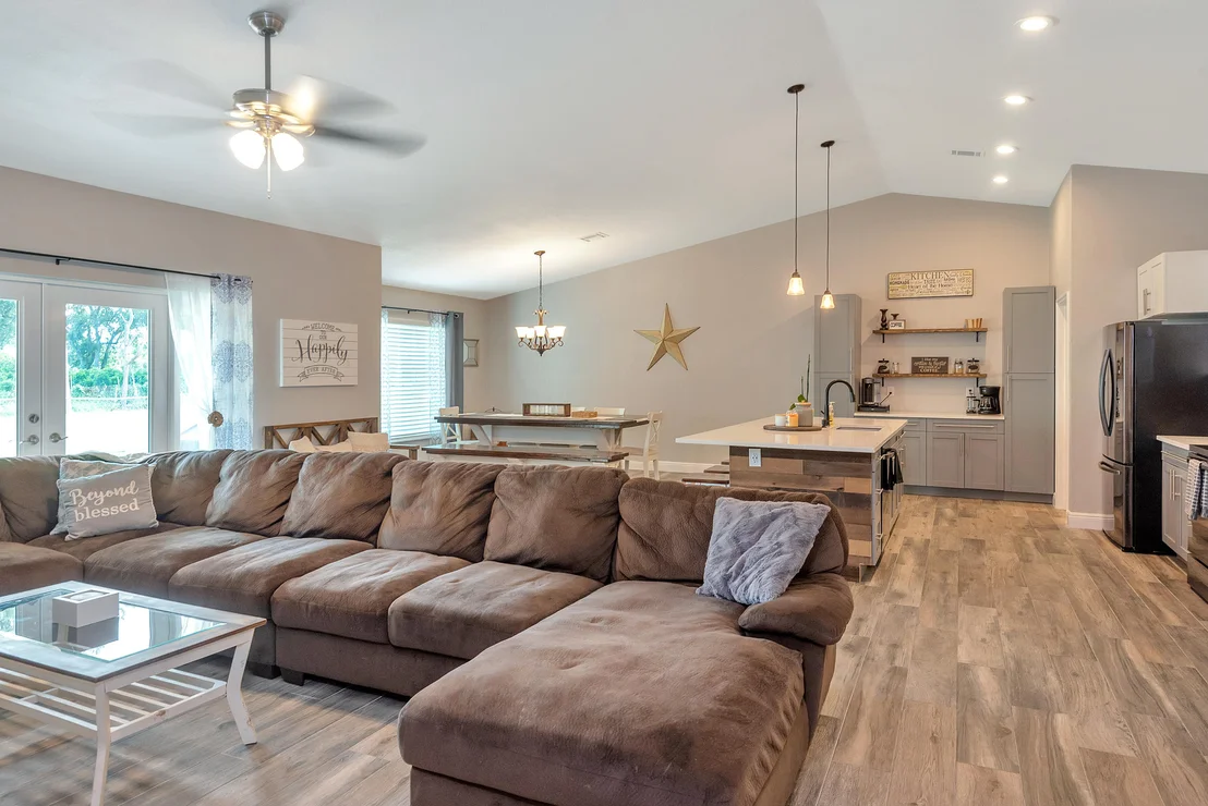 Photo of 5161 Rosen Boulevard