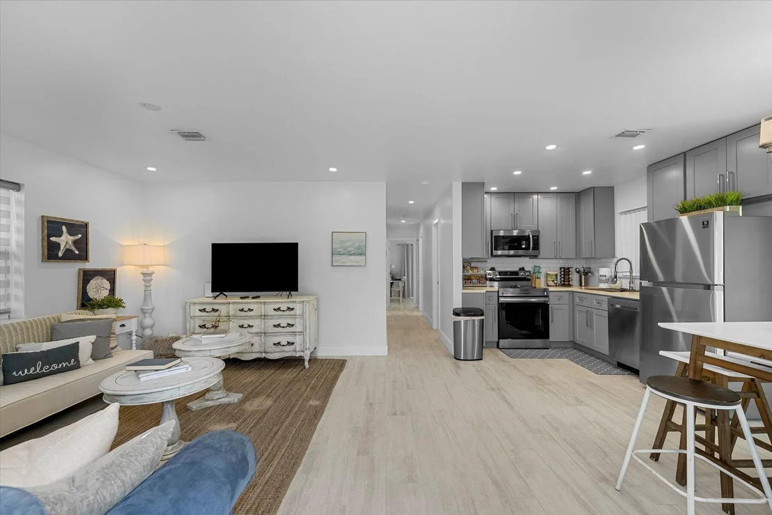 Photo of 210 6th Street