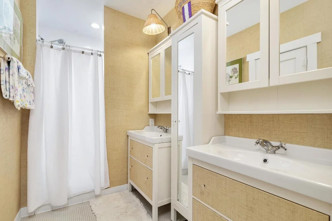 Photo of 3213 Vincent Road