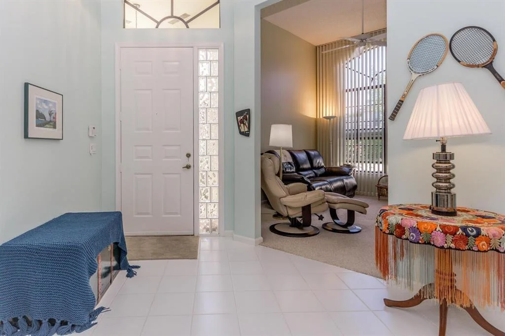 Photo of 10176 Lexington Circle N