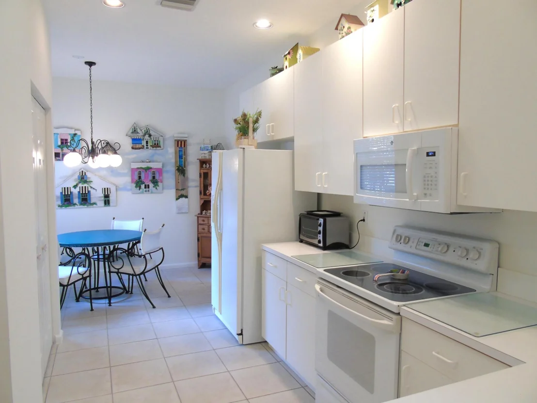 Photo of 9848 Crescent View Drive S