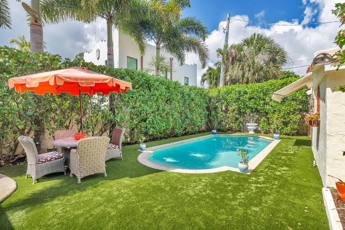 Photo of 3213 Vincent Road