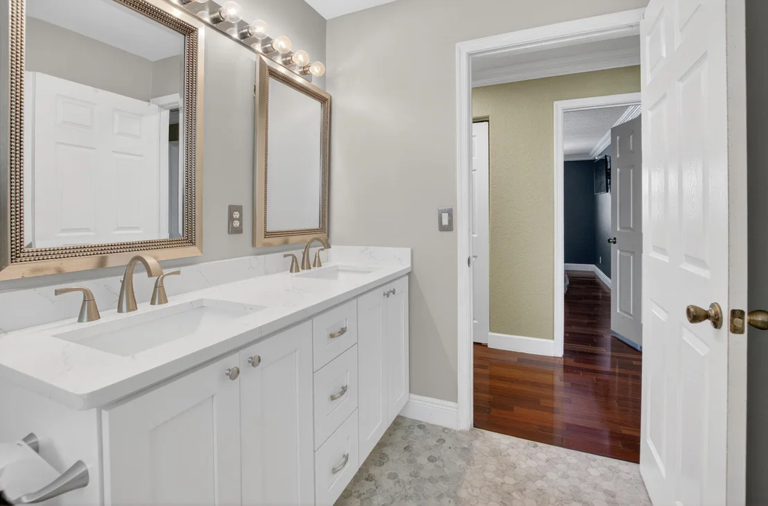 Photo of 7245 Chesapeake Circle