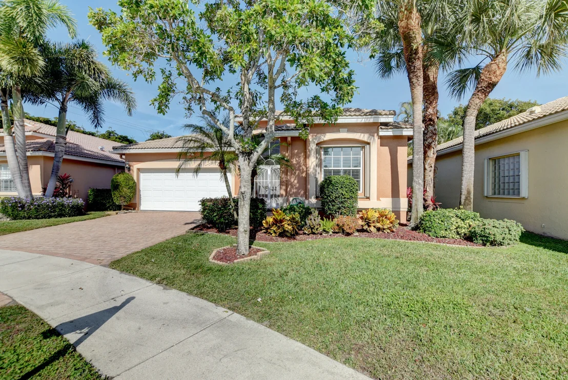 Photo of 7467 Viale Caterina