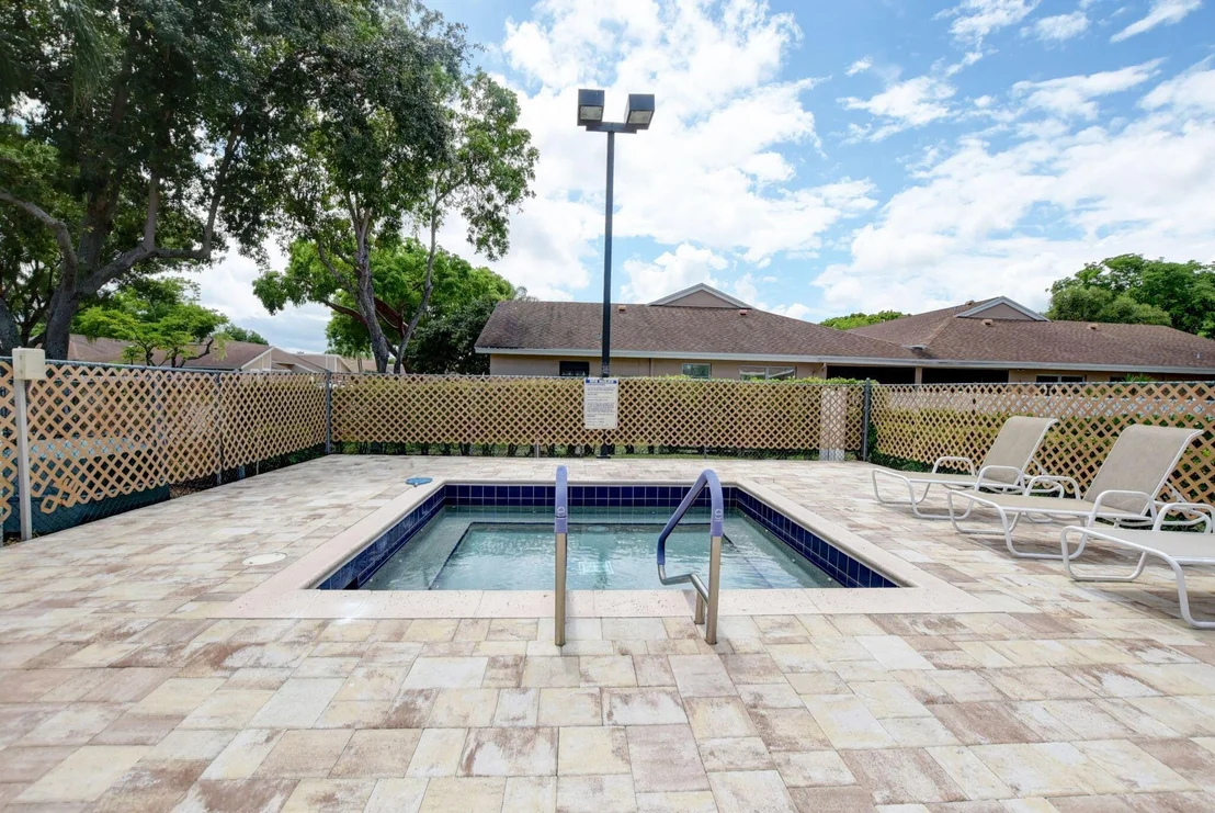 Photo of Unit C at 8081 Springtree Road