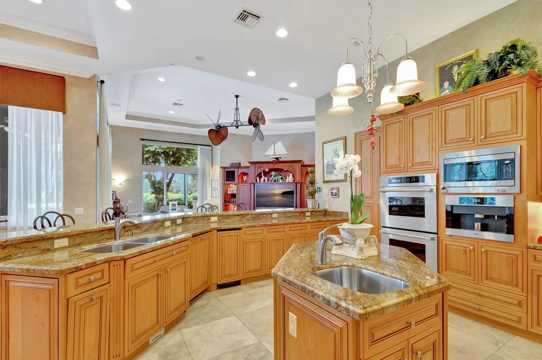 Photo of 2330 Tecumseh Circle