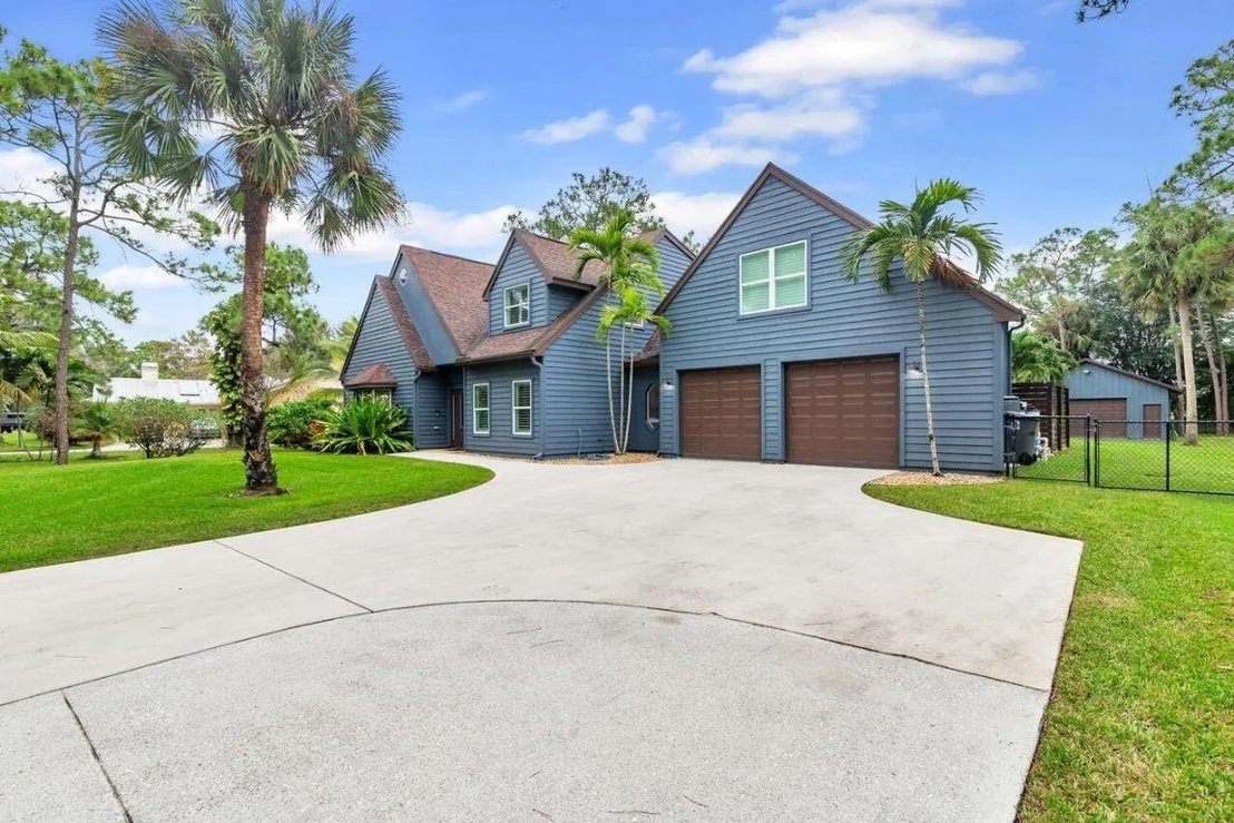 Photo of 10070 Trailwood Circle