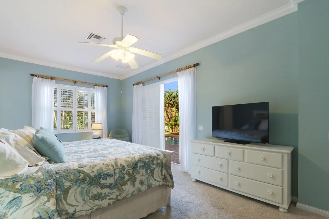 Photo of 1719 W Community Drive