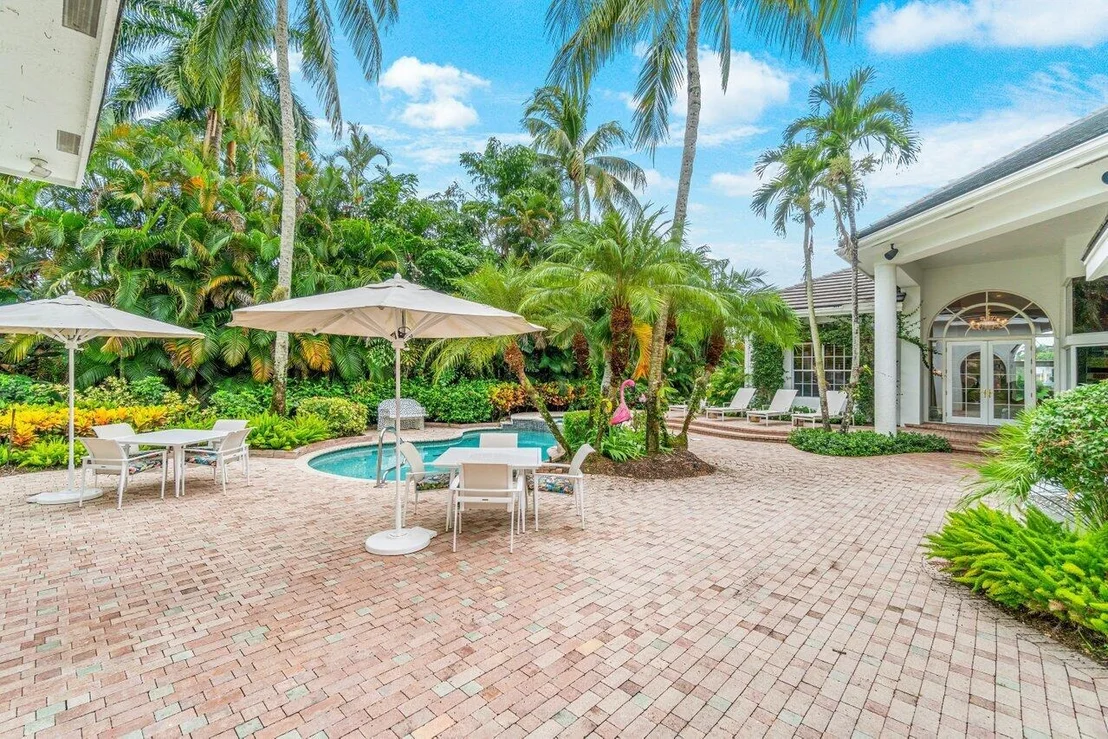 Photo of 16589 Senterra Drive