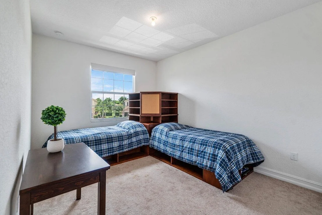 Photo of 8065 Pinnacle Pass Way