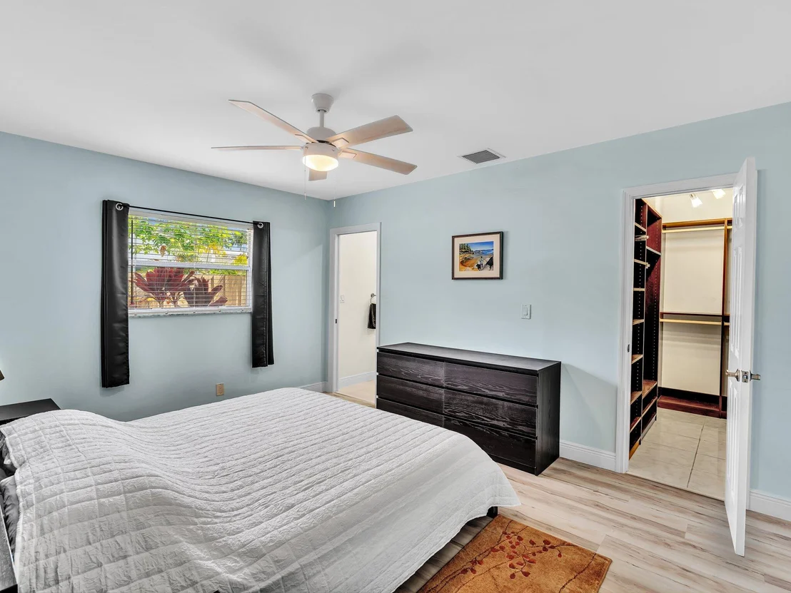 Photo of 633 Heron Drive