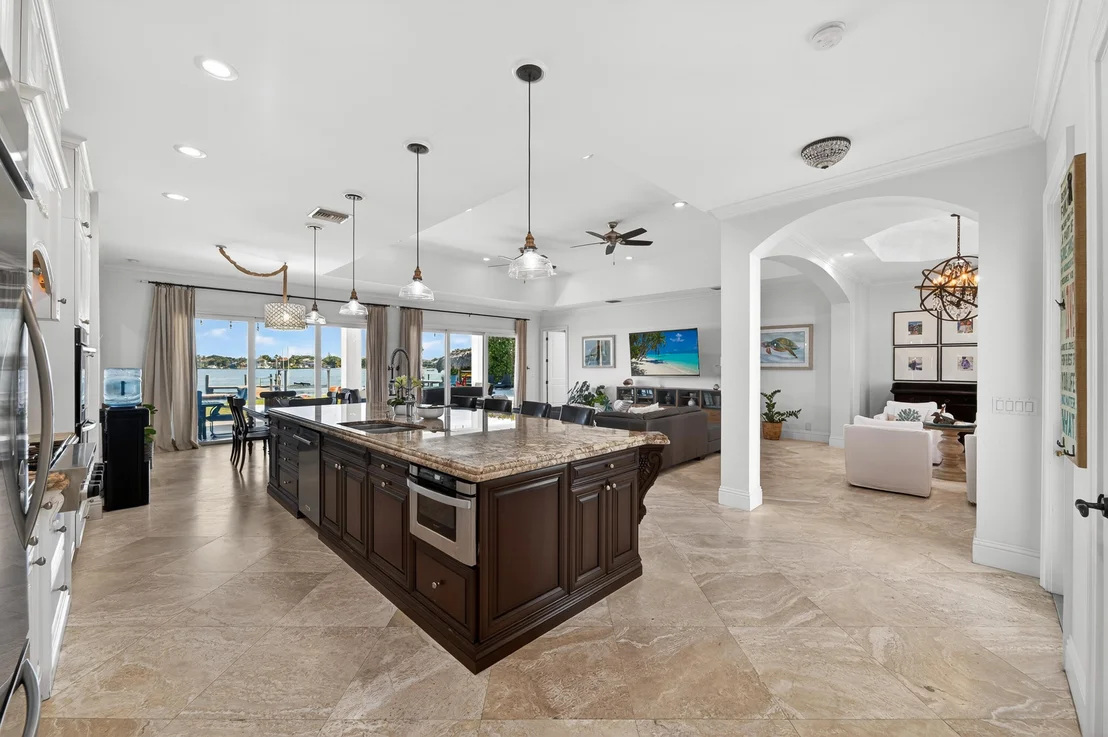 Photo of 954 Dolphin Court