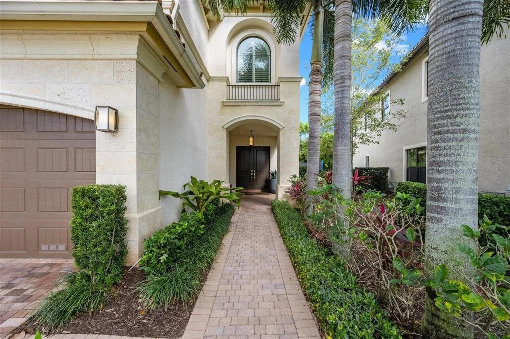 Photo of 16586 Gateway Bridge Drive