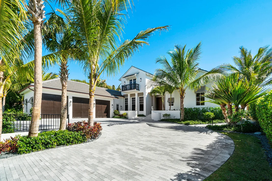 Photo of 3565 N Ocean Boulevard