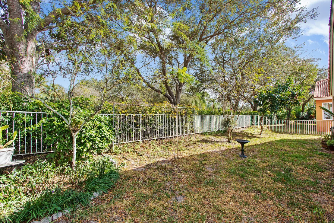 Photo of 6170 Swans Terrace