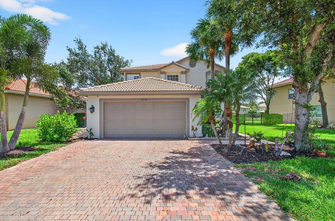 Photo of 10790 Bitternut Hickory Lane