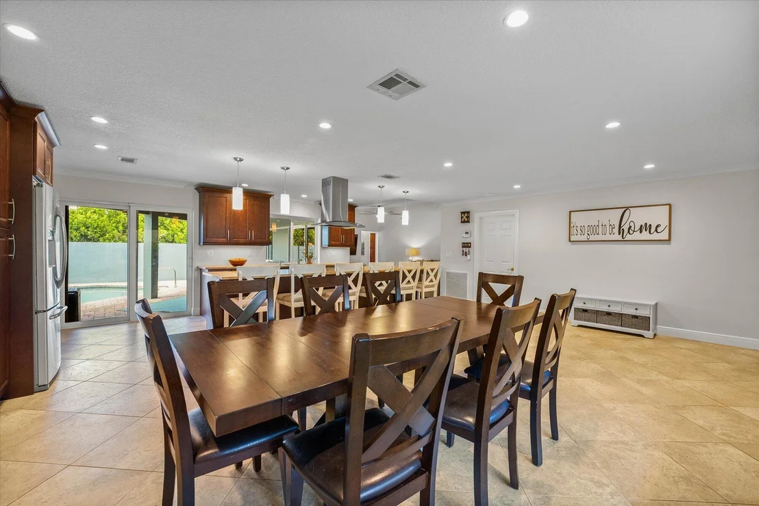 Photo of 4649 Palm Ridge Boulevard