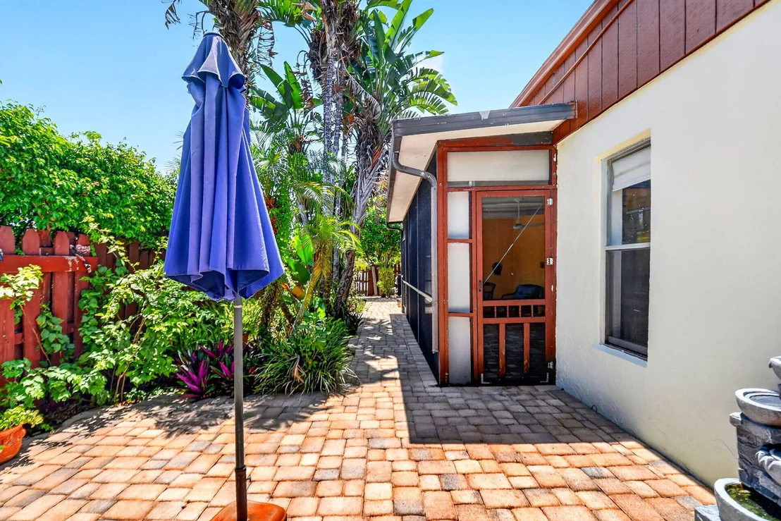 Photo of 6747 Starkeys Place
