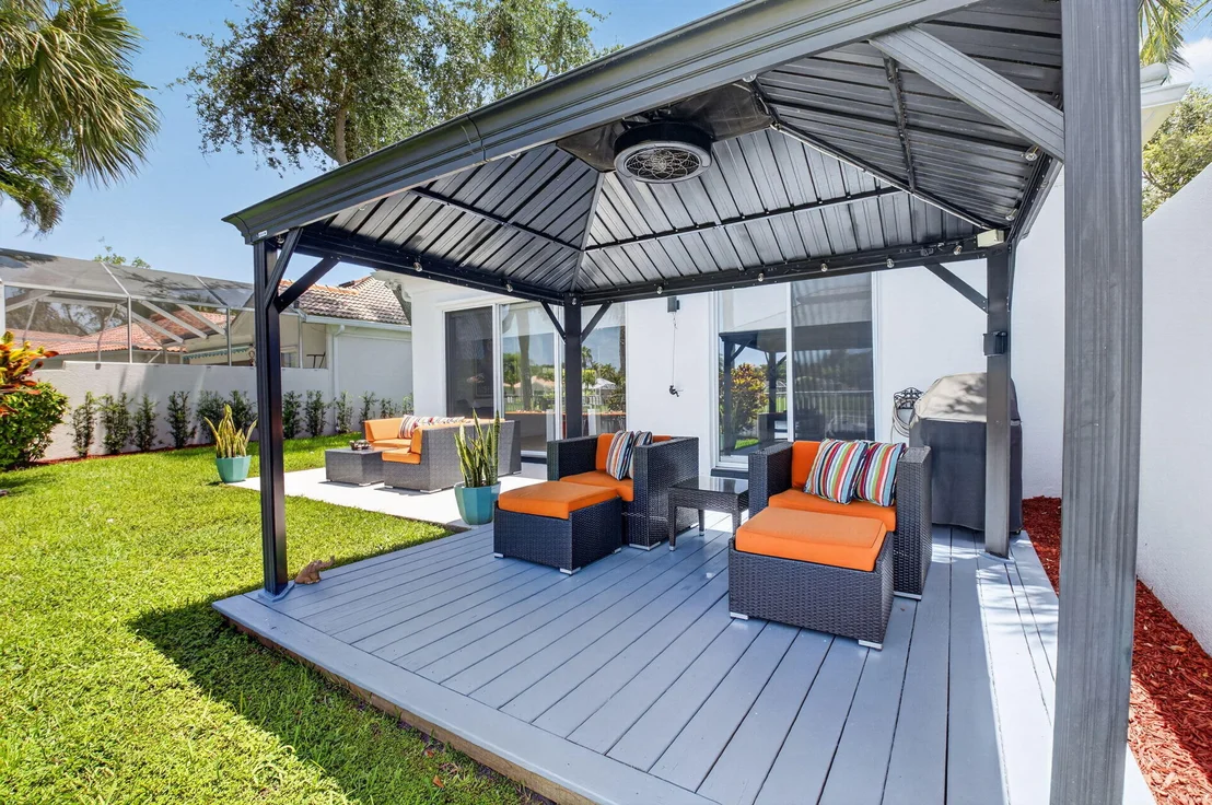 Photo of 4690 Hammock Circle