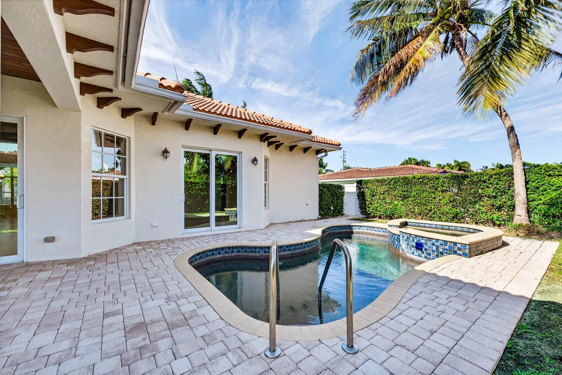 Photo of 2920 Spanish River Road