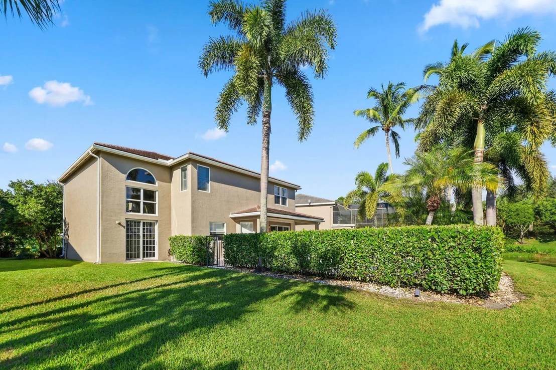 Photo of 19245 Skyridge Circle