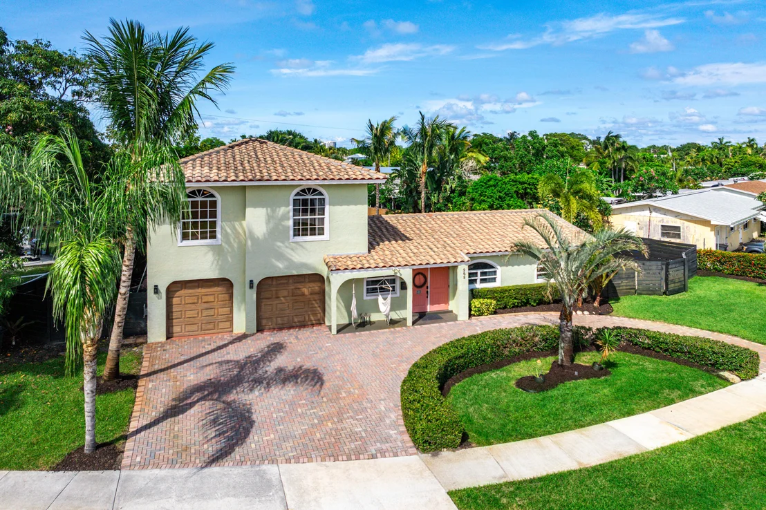 Photo of 968 Laurel Road