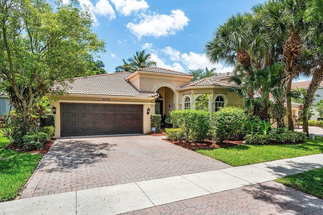 Photo of 9034 Alexandra Circle