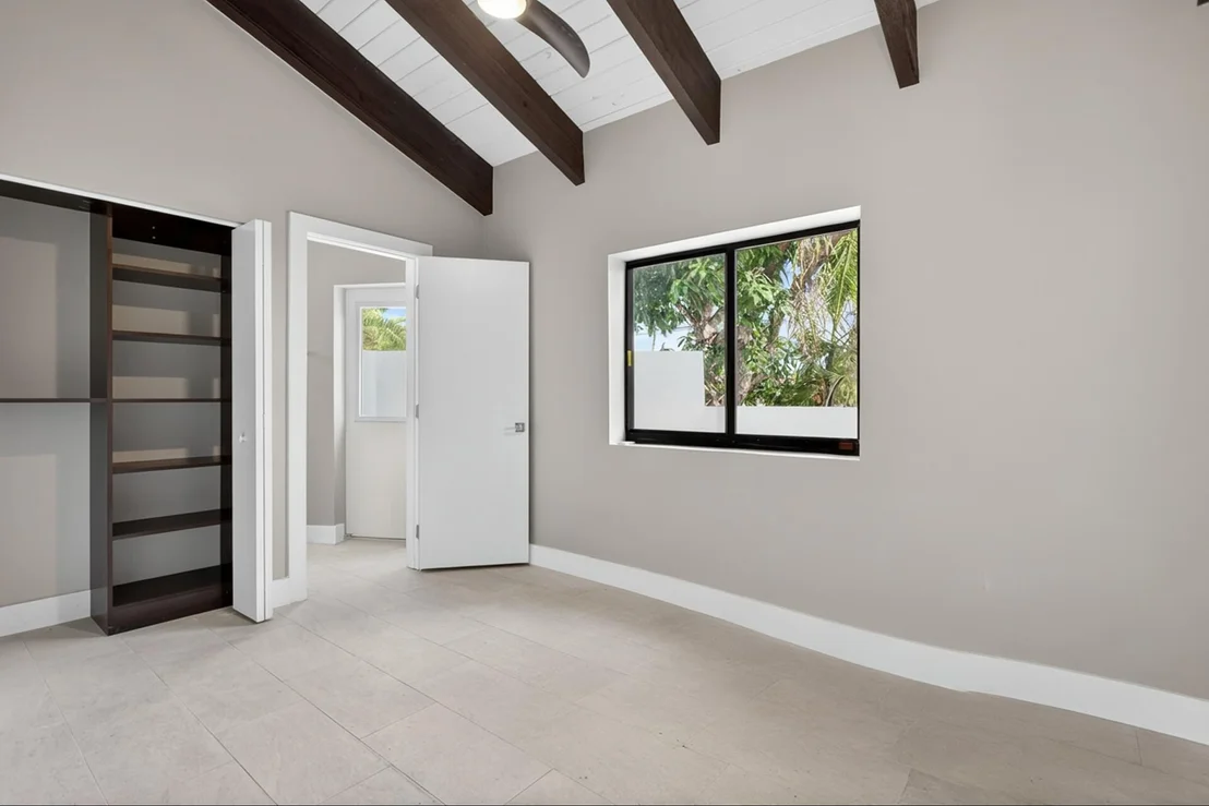 Photo of 491 SE 15th Avenue