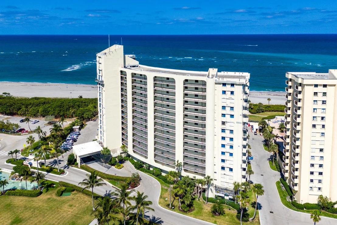 Photo of Unit 607 at 400 Ocean Trail Way