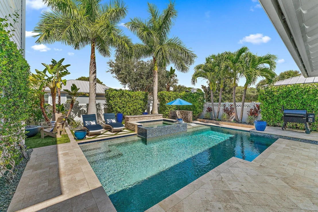 Photo of 1169 Tropical Drive