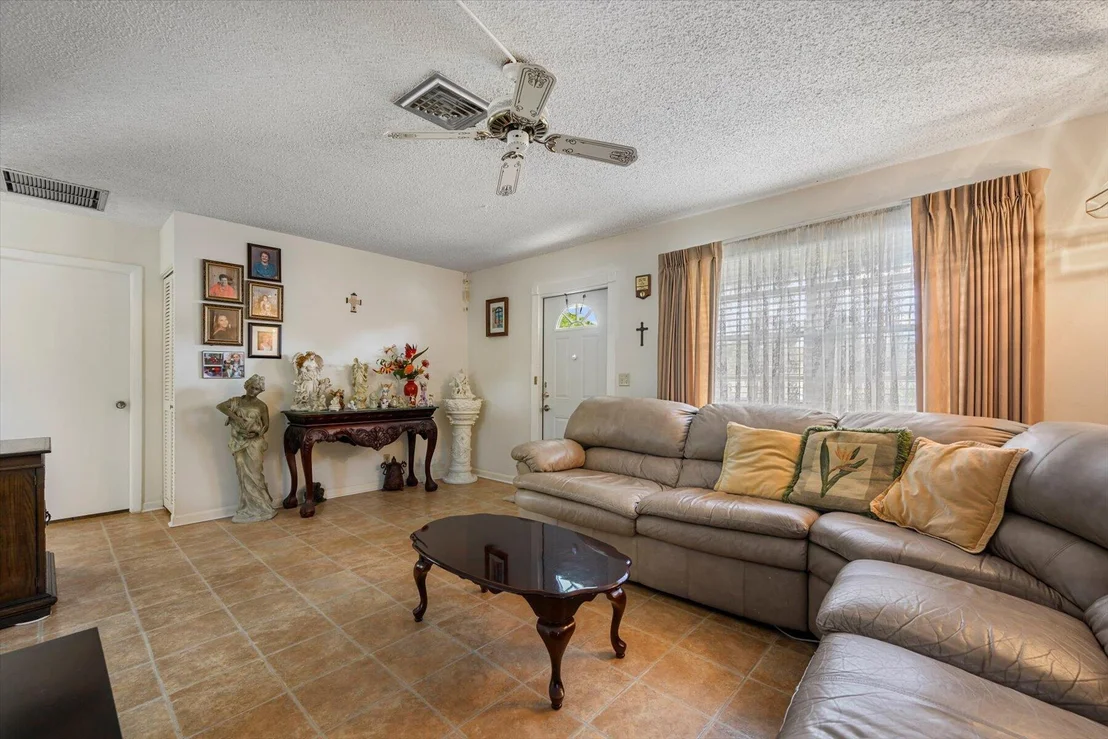 Photo of 4624 Toga Way