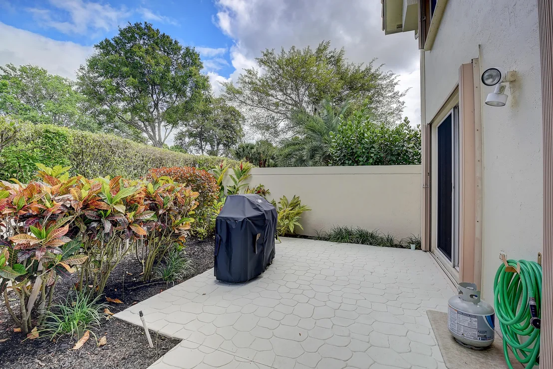 Photo of 5338 NW 26th Circle S